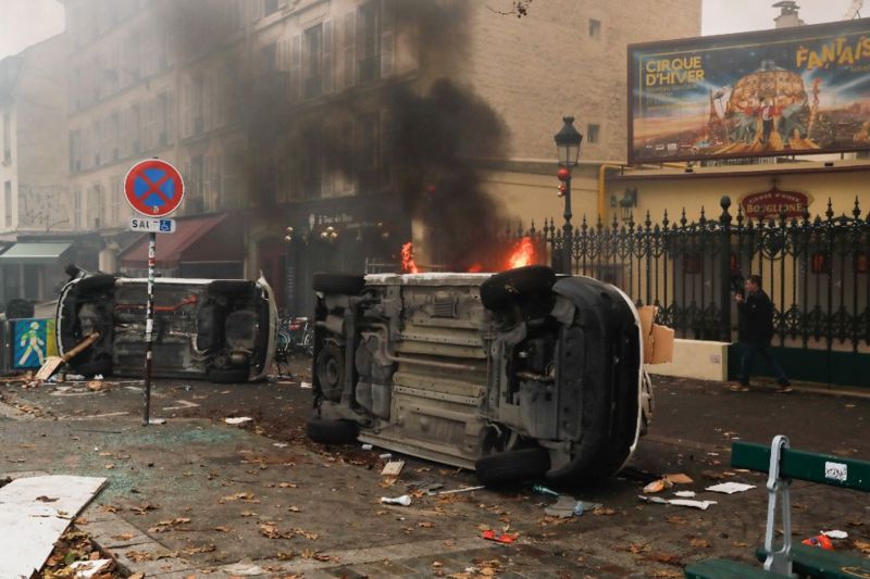 Imagens Chocante Da Viol Ncia Dos Protestos Em Paris Curitiba News