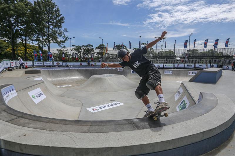 Eduardo Pimentel inaugura pista de skate do Complexo Tarumã em Curitiba